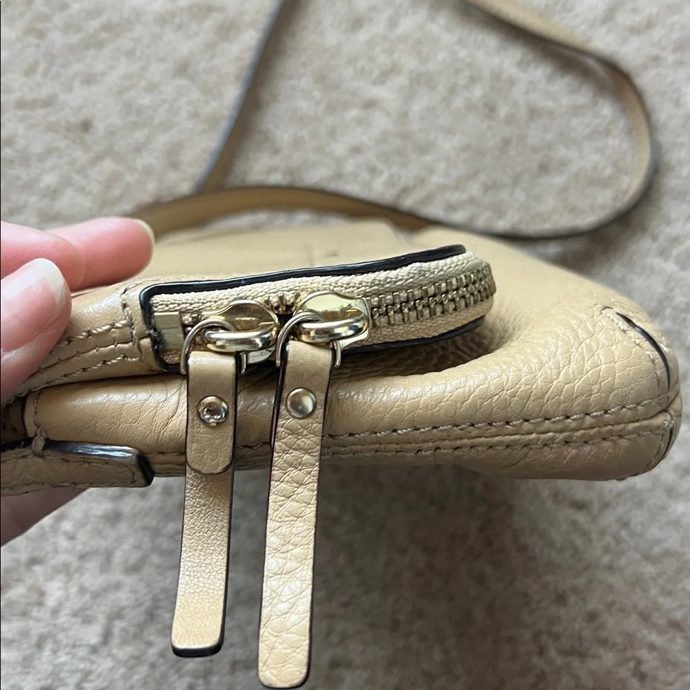 Kate Spade Mansfield Mariana leather crossbody bag in beige pebbled leather